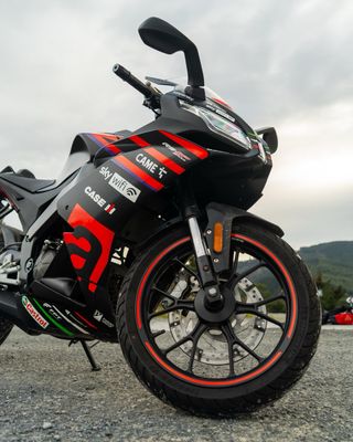 Aprilia RS 125 réplica 2023