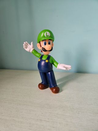 Luigi Super Mario Nintendo uovo di Pasqua Kinder