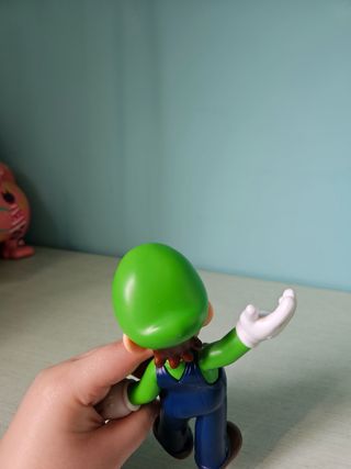 Luigi Super Mario Nintendo uovo di Pasqua Kinder