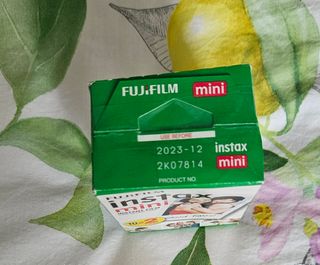 Cámara analógica instantánea