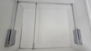 COLGADOR ABATIBLE EXTENSIBLE