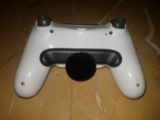 PS4 - DUALSHOCK BACK BUTTON - EN BUEN ESTADO 