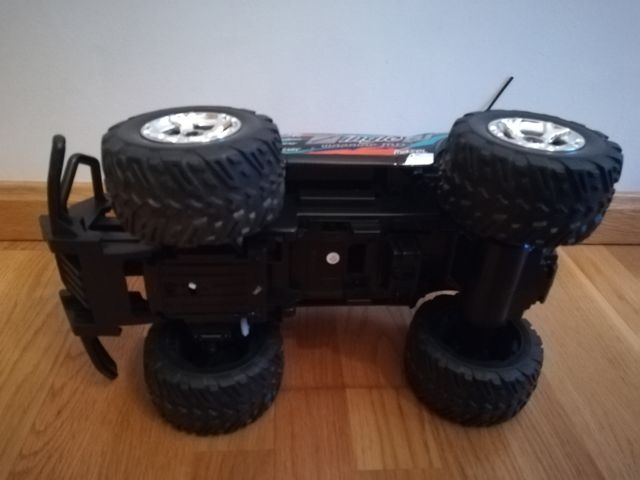 COCHE TODOTERRENO TELEDIRIGIDO