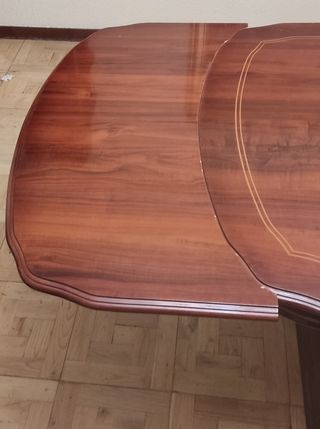 Mesa de salón