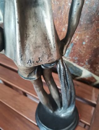 Figura decorativa antigua