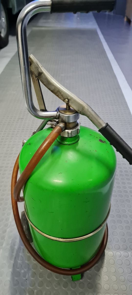 Dispensador bomba aceite valvolina