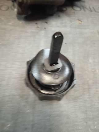 Bomba Dirección - Mercedes - W-210 - E-300-D.