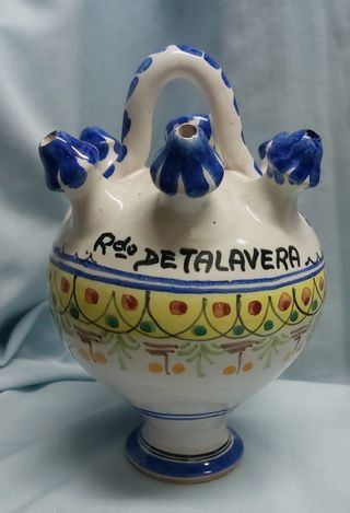 Botijo de cerámica de Talavera