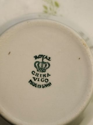 Vajilla vintage rosas