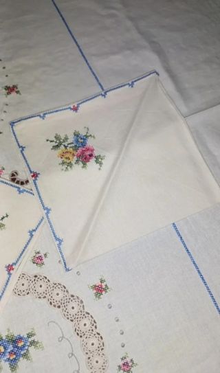 Punto de cruz: mantel y servilletas