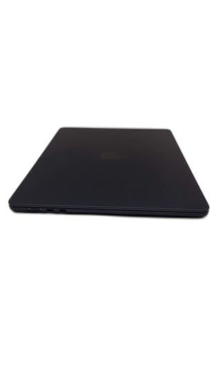 portatil apple apple macbook air m3 8-core 4.0 15 (10gpu) (2024) (a3114)