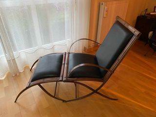 Sillón lectores con reposapies