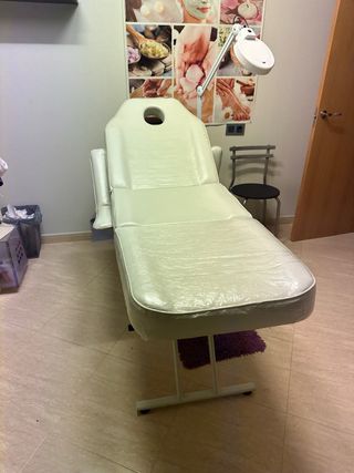 Camilla para estetica masajes o sanidad 3 cuerpos