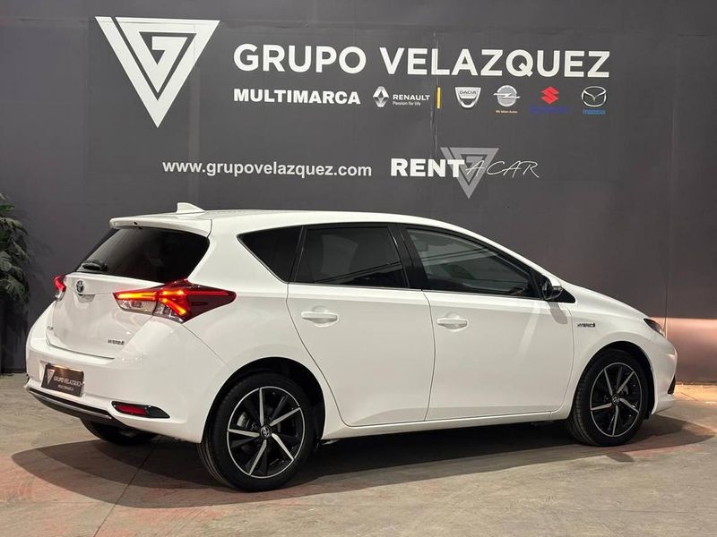 Toyota Auris 2019, foto 13