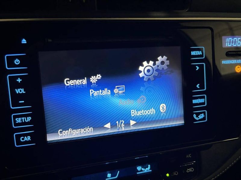 Toyota Auris 2019, foto 17
