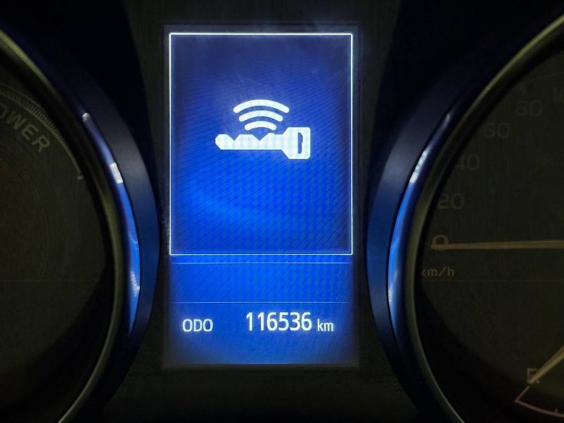Toyota Auris 2019, foto 18