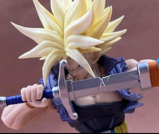 Trunks Battle damage y kit pelo trunks