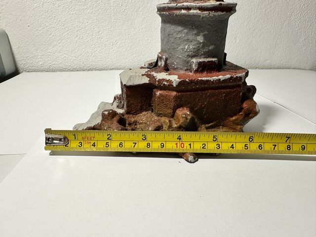 Faro de cerámica para acuario