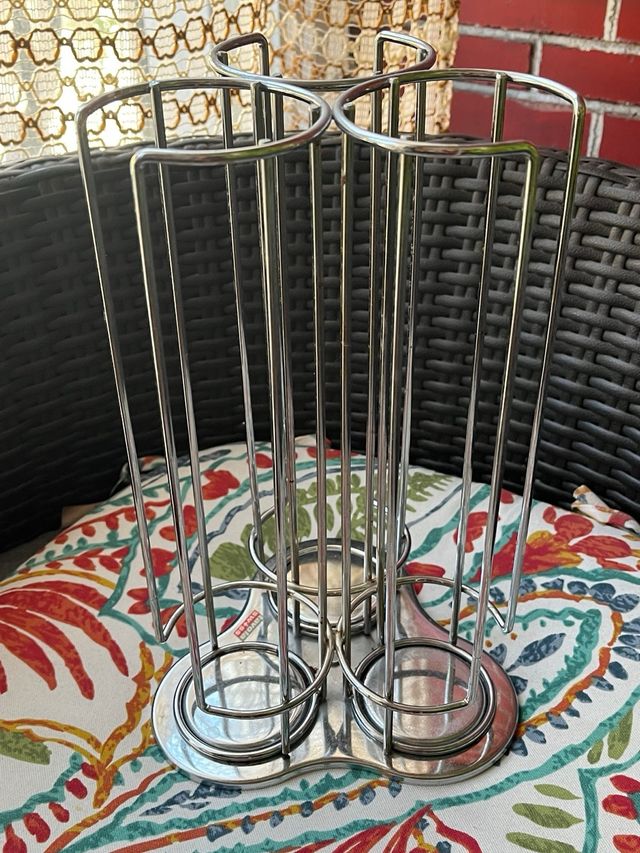 Cafetera Tassimo capsulas en rojo con dispensador