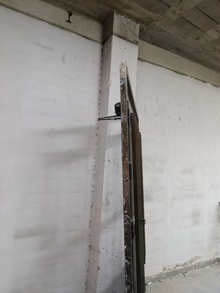 Puerta de aluminio 