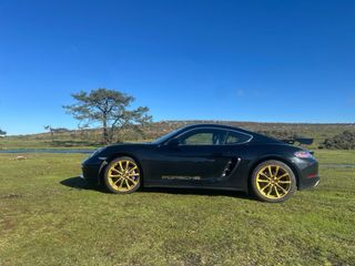 Porsche 718 Cayman 2016