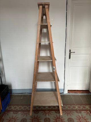 Estanteria escalera