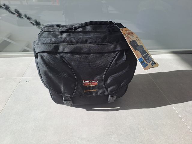 Borsone con rotelle per attrezzatura