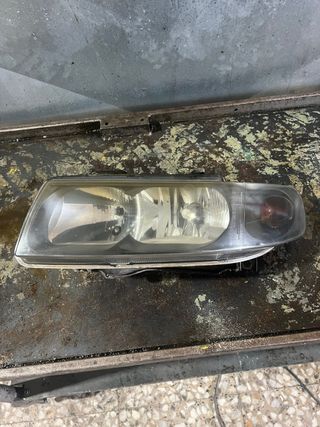 Faro Izq Seat Toledo II