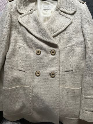 Chaquetón de entretiempo color beige