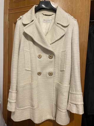 Chaquetón de entretiempo color beige