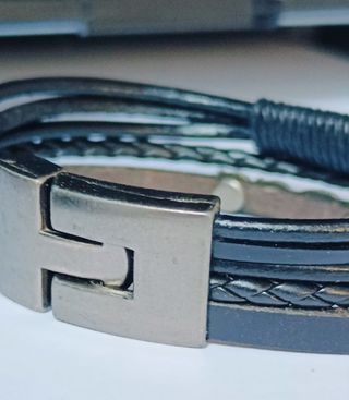 Bracciale uomo in pelle 