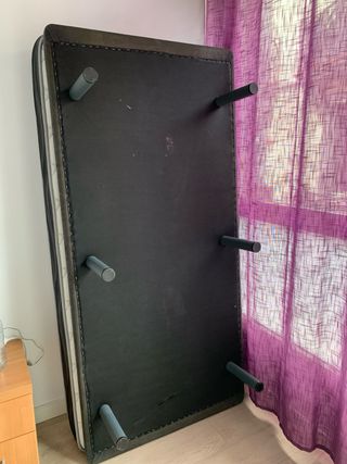 Base tapizada más colchón 190x90  2 uds