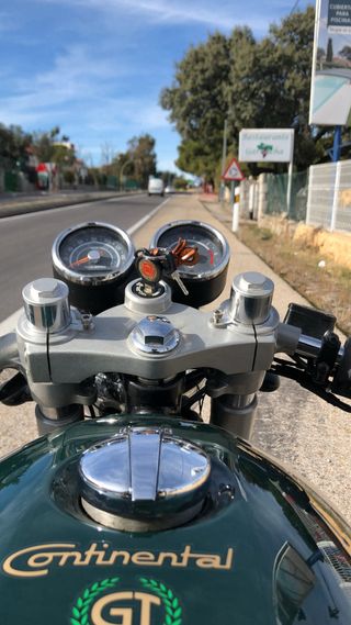 Moto Royal Enfield Continental GT 535