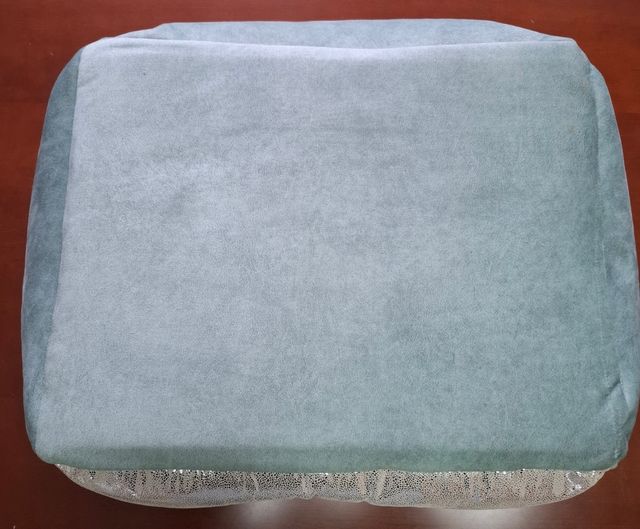 Camita perro o gato NUEVA hecha a mano.