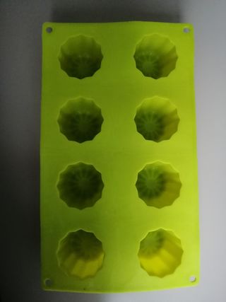 Molde  para magdalenas de 8 copas.Horno.