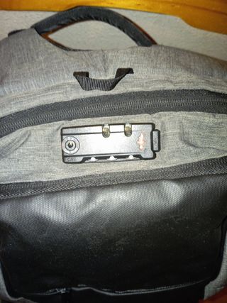 Mochila antirrobo