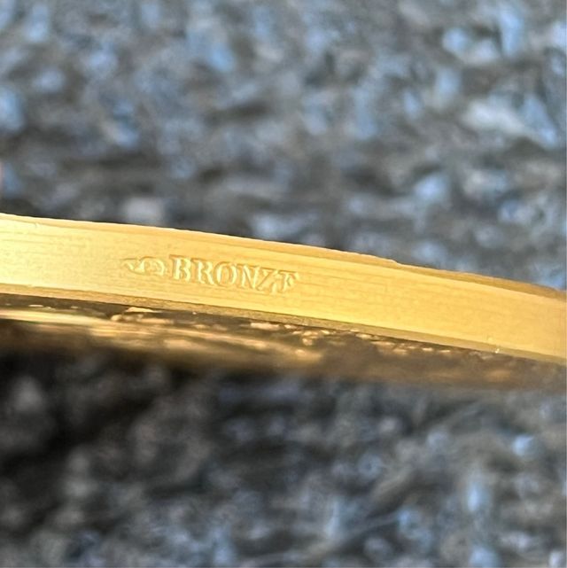 Medalla de bronce firmada Louis Bottée