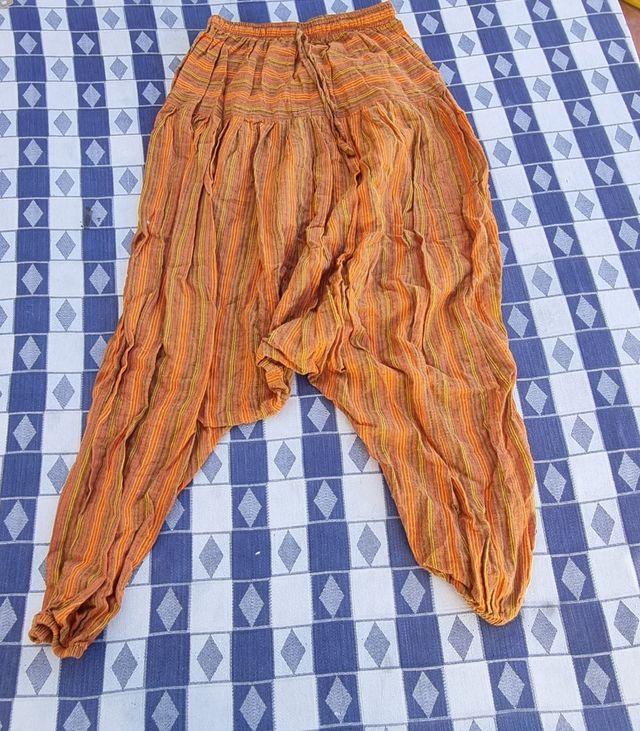 Pantalón haren Talla M Naranja