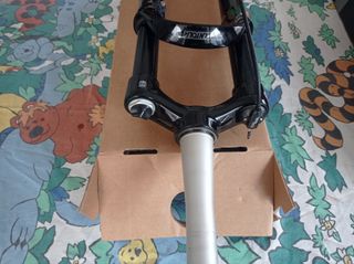 Forcella MTB 29 marca Suntour Raidon 32 