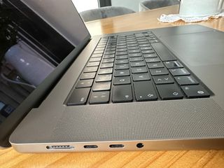 MacBook Pro M1 16”
