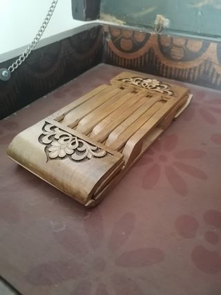 Sujeta libros madera lectura coran