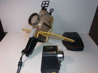 Cámara cine FUJICA AX100 con carcasa sumergible