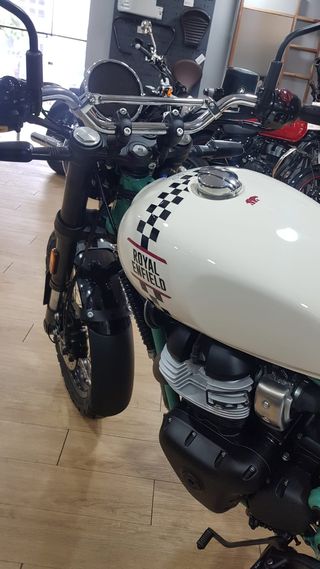 ROYAL ENFIELD BEAR 650