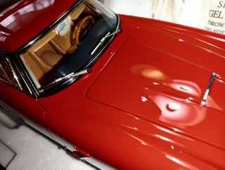 1:18 CMC FERRARI 250 swb