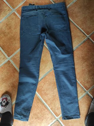 Pantalón chico Zara