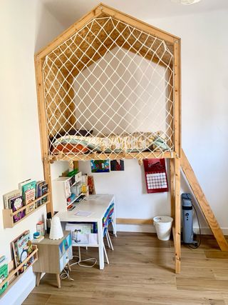 Cama / Casita de madera, (Se aceptan Ofertas)