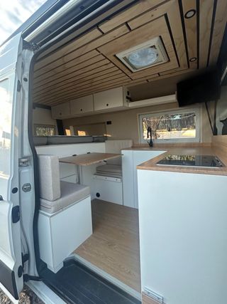 Volkswagen Crafter 2021. Camperización 2024