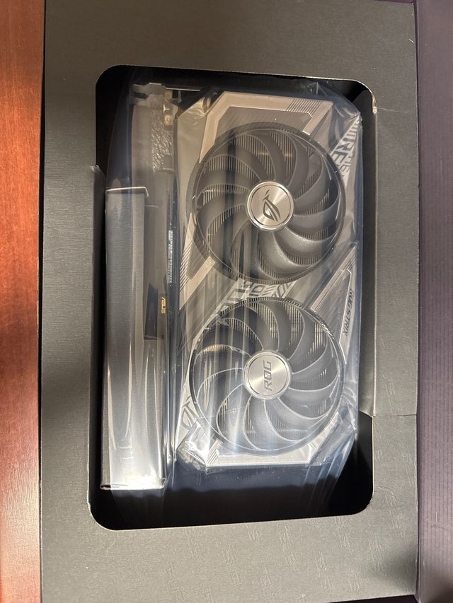 Asus ROG Strix AMD Radeon RX 6600 XT