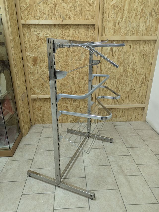 Nuovo stender espositore gondola con diverse barre