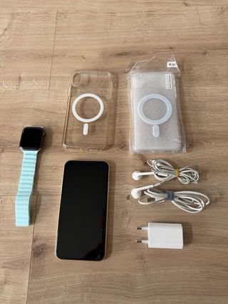 Confezione iPhone XR Giallo e iWatch